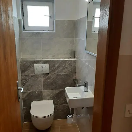 Tina Apartment Omiš