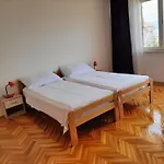 Tina Apartamento *